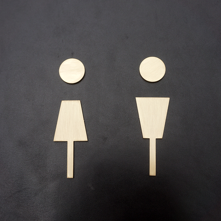 北欧创意黄铜洗手间标识牌男女卫生间创意指示牌简约厕所门牌