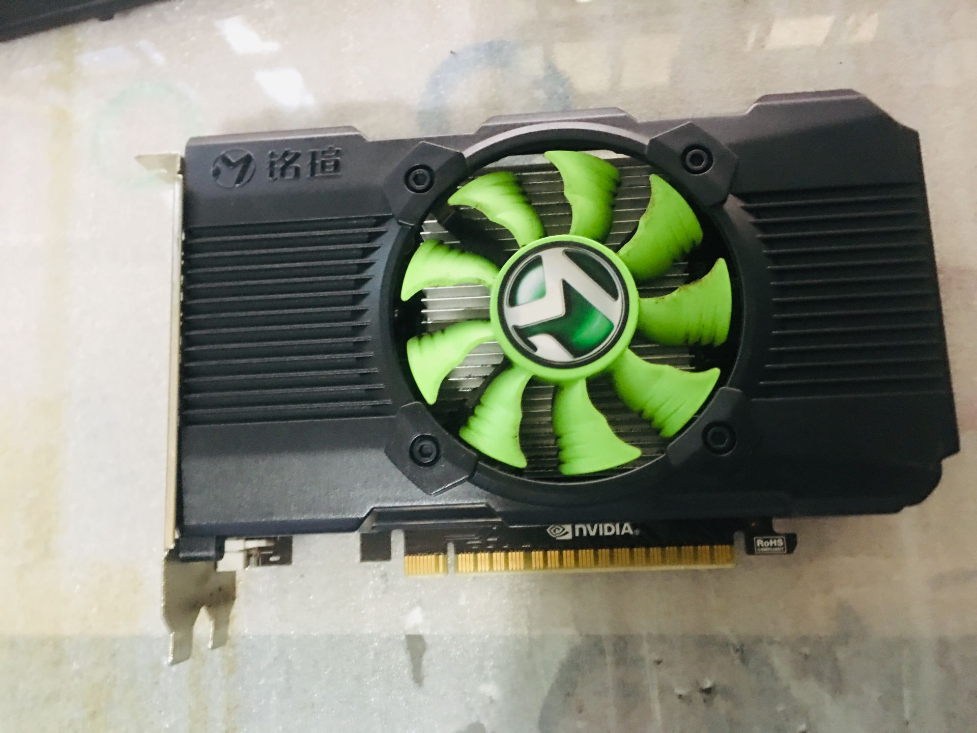 铭瑄ms-gt630重锤2g d3 128bit 游戏显卡 750