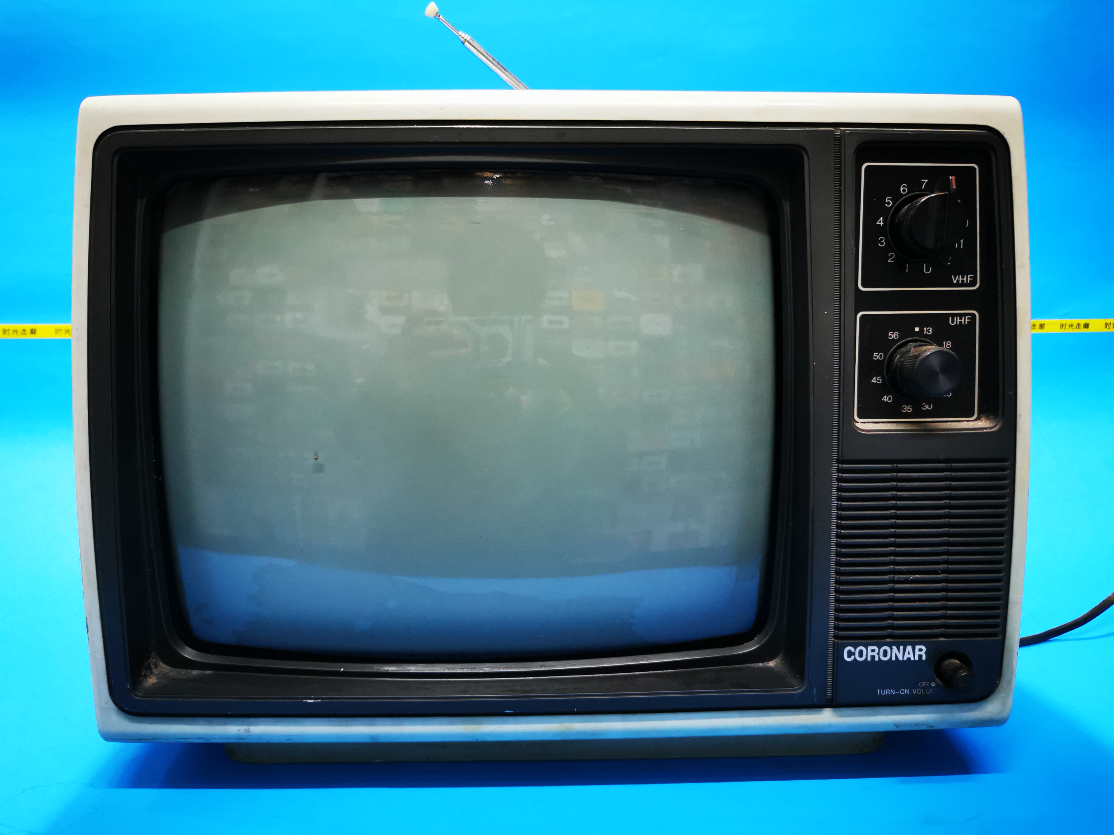古董 民俗 老物件 收藏 二手 电视机 12寸黑白电视机 电影道